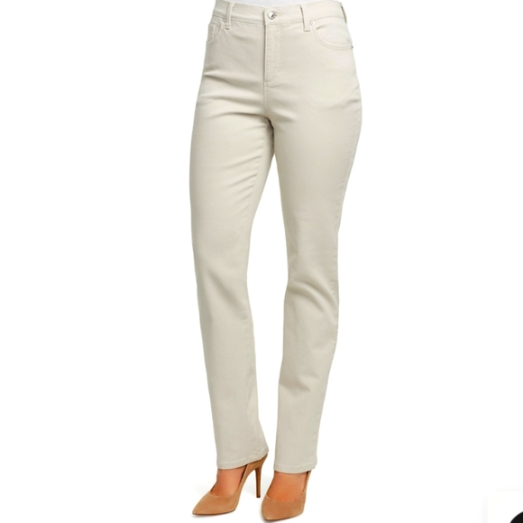 Gloria Vanderbilt Denim - NWT Women's Gloria Vanderbilt Amanda Jeans